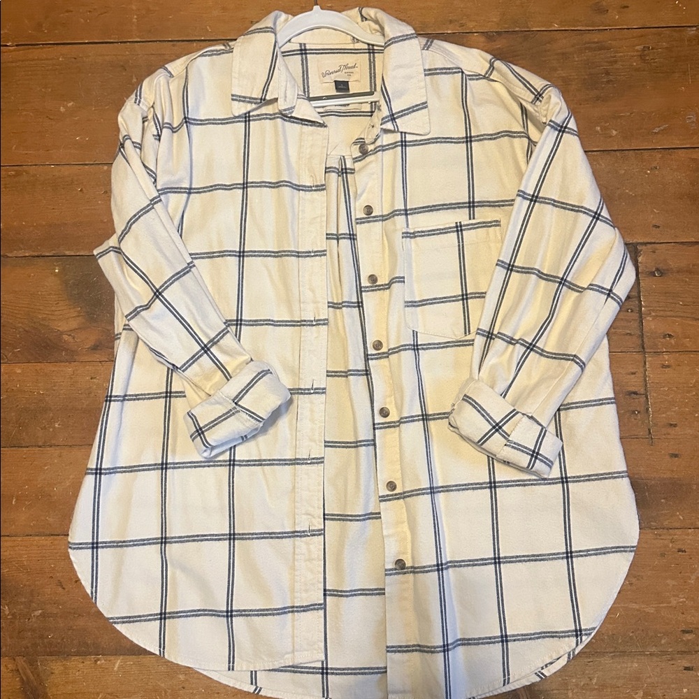 Universal Thread Cream and blue oversized flannel size S
